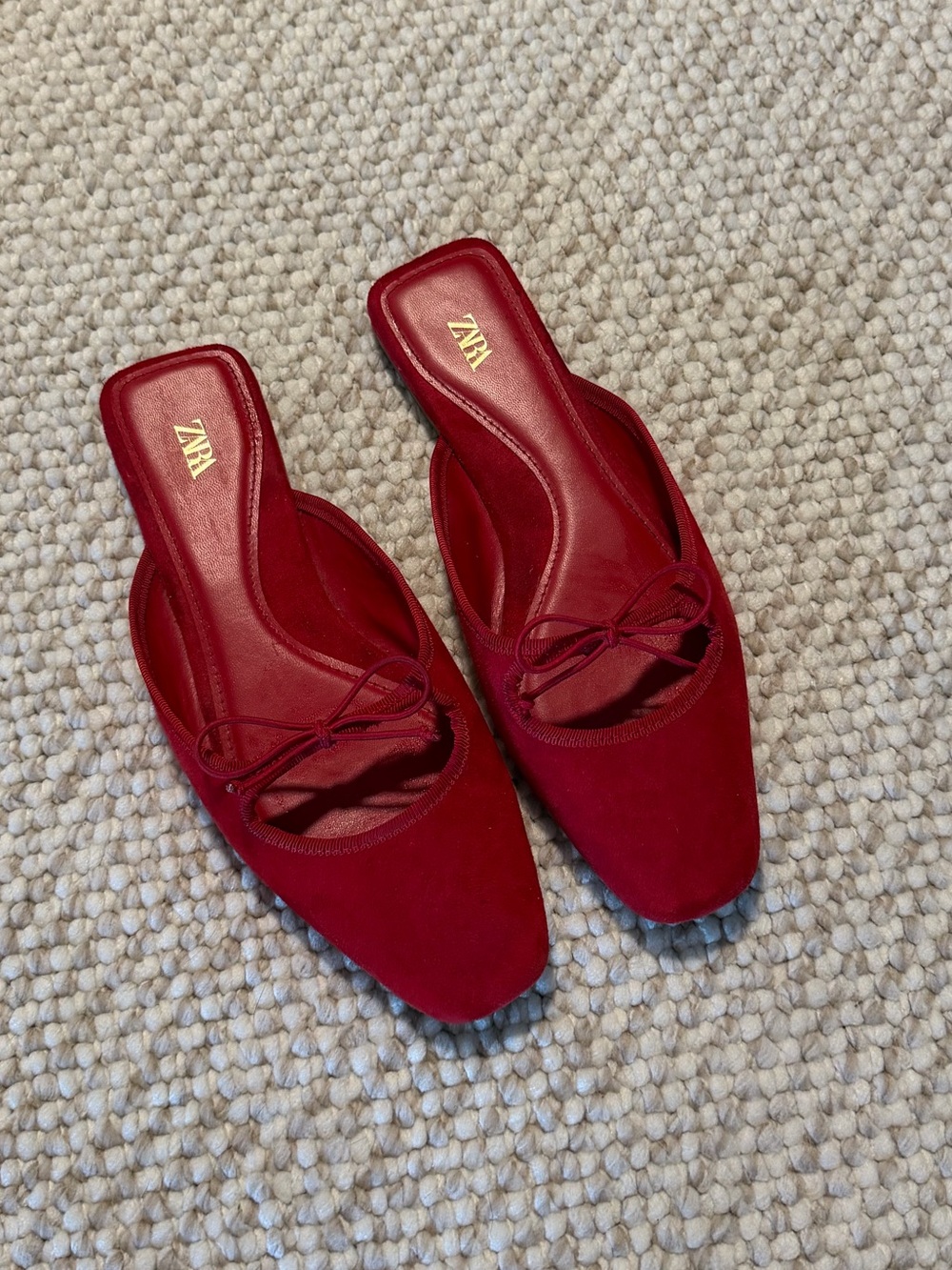 Zara Burgundy Bow-Detail Slip-On Pointed Mules